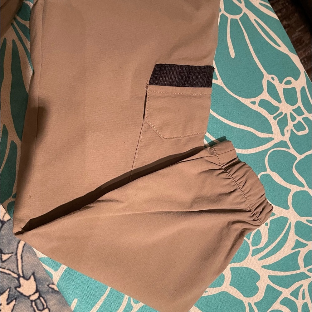 Magellan adventure/outdoors pants